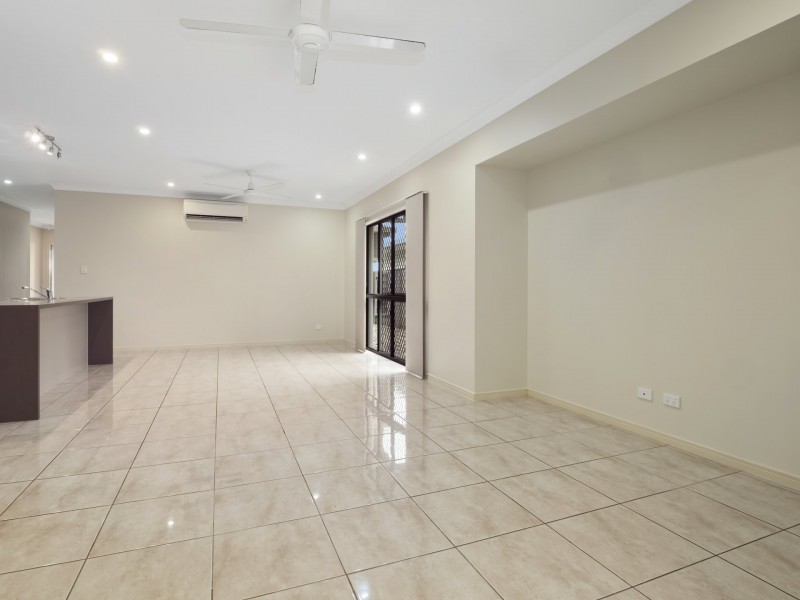2 Lighthouse Court, Trinity Beach QLD 4879