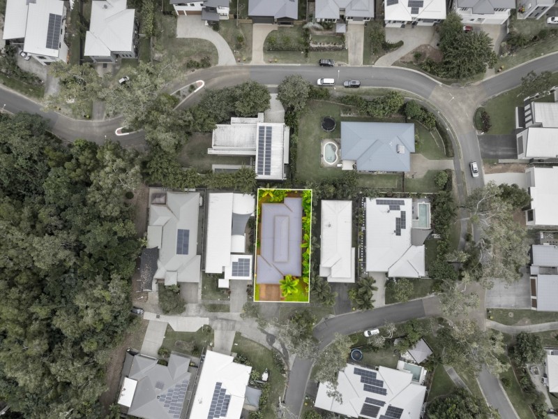 2 Lighthouse Court, Trinity Beach QLD 4879