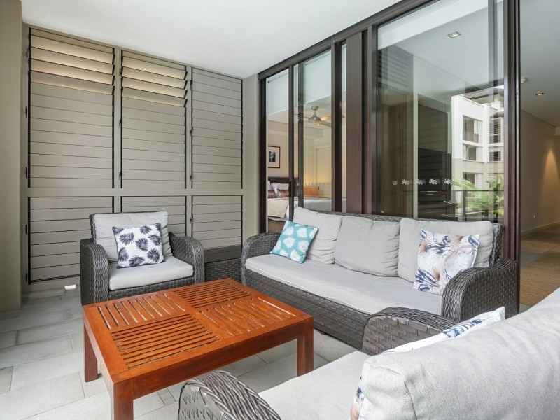 204/5 Triton Street, Palm Cove QLD 4879