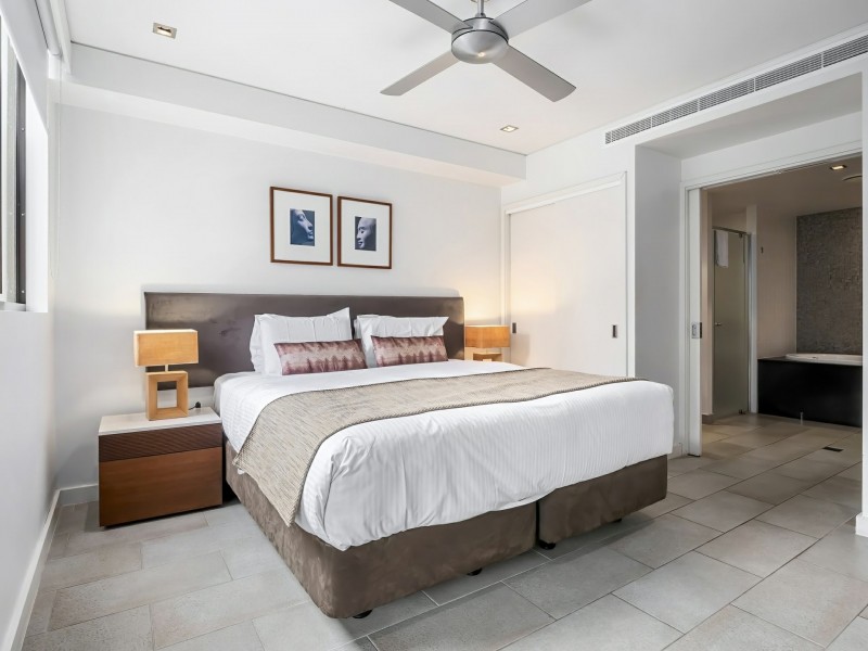 204/5 Triton Street, Palm Cove QLD 4879