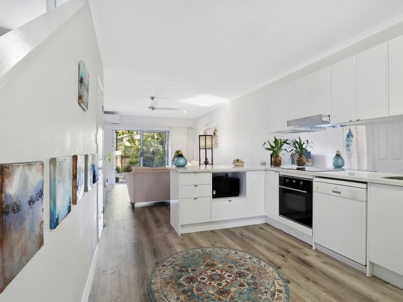 2/54 Best Street, Yorkeys Knob QLD 4878