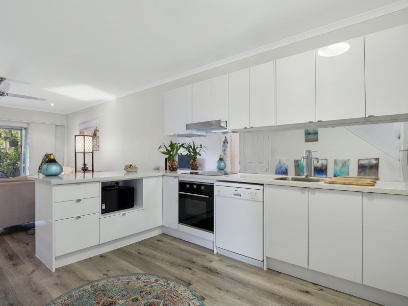 2/54 Best Street, Yorkeys Knob QLD 4878