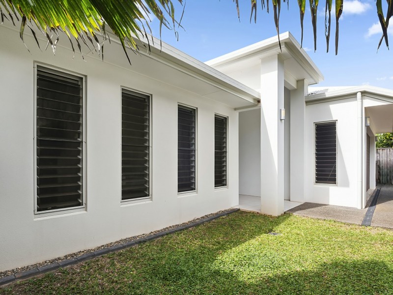 60 Flagship Drive, Trinity Beach QLD 4879
