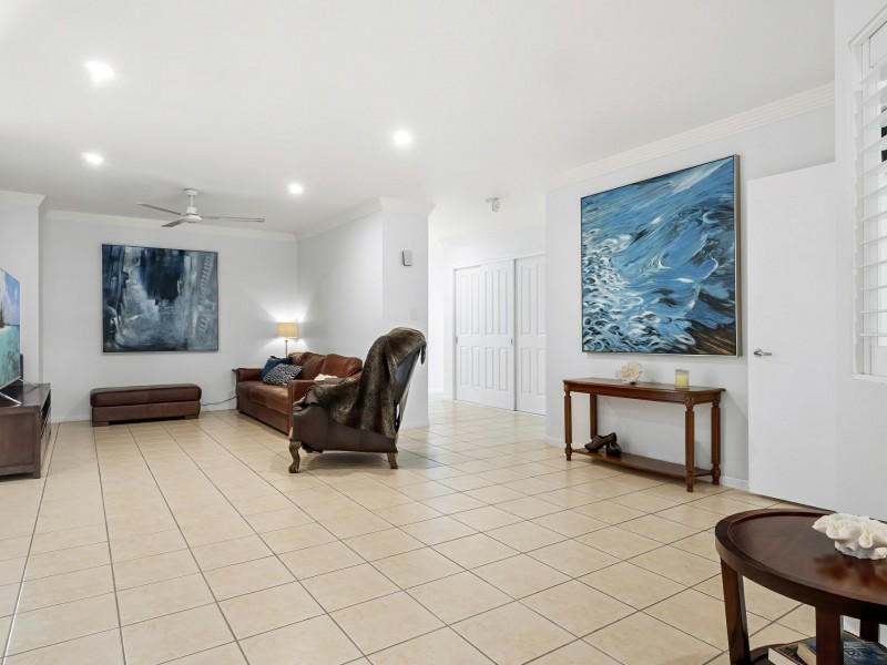 2 Whitehaven Court, Clifton Beach QLD 4879