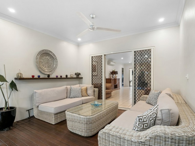 2 Whitehaven Court, Clifton Beach QLD 4879