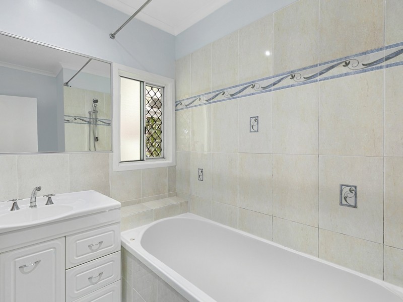 62 Cunningham Street, Yorkeys Knob QLD 4878