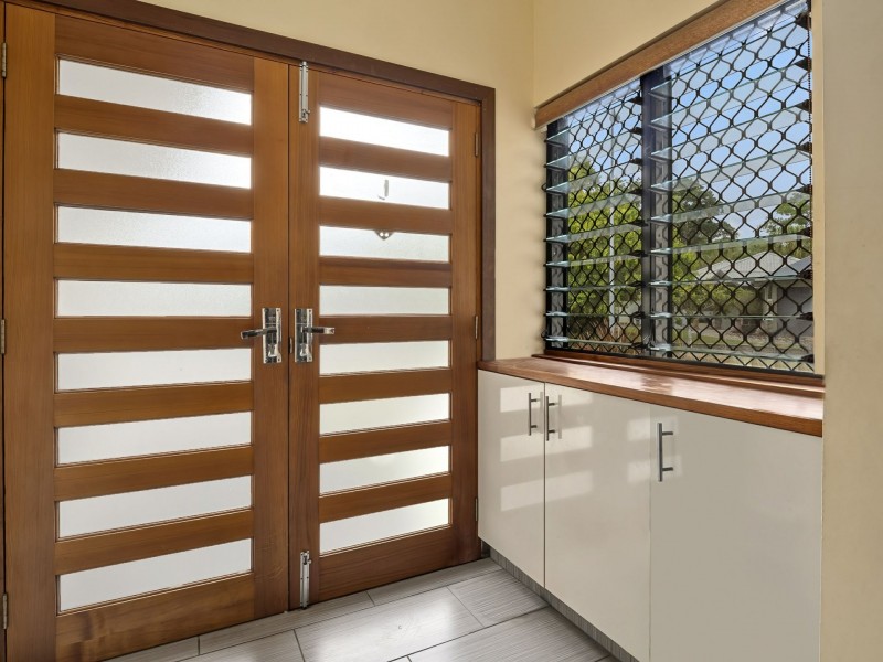 3 Kaban Grove, Trinity Park QLD 4879