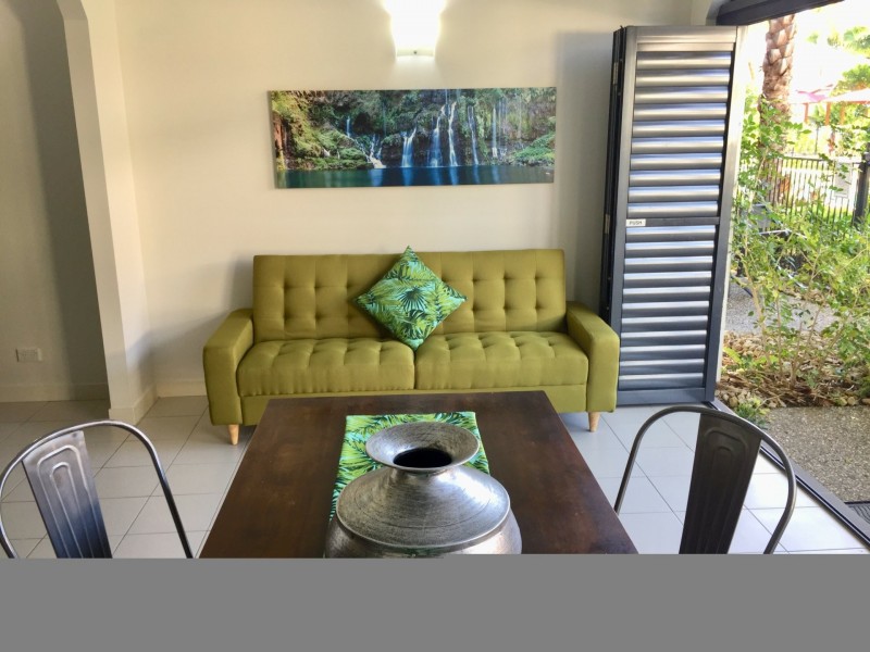 21/81-85 Cedar Road, Palm Cove QLD 4879