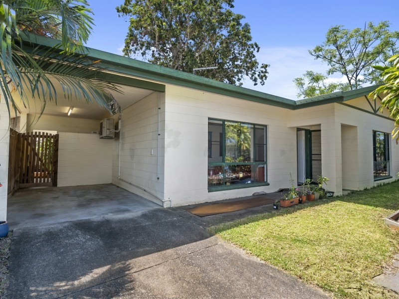 36 Wattle Street, Yorkeys Knob QLD 4878