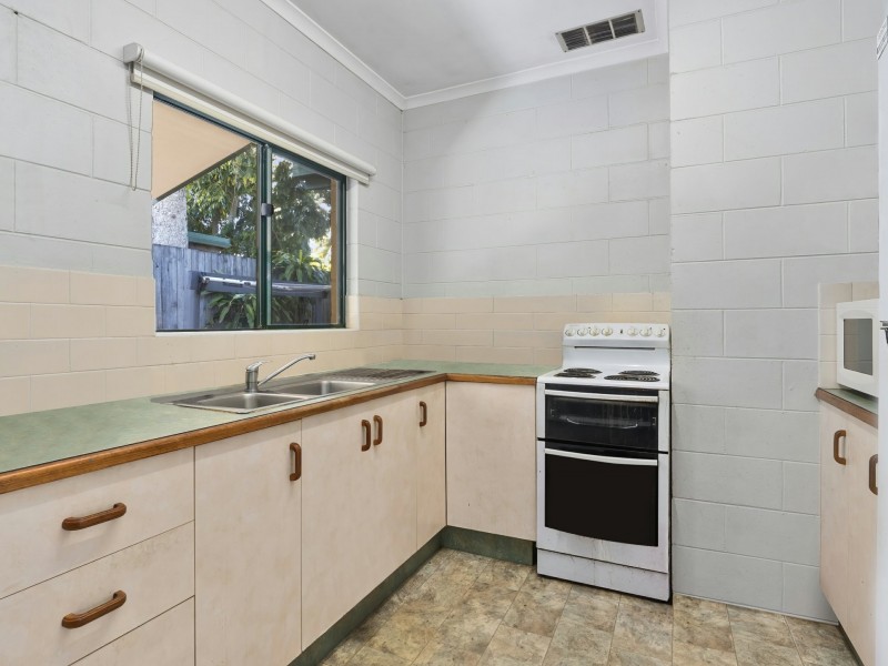 36 Wattle Street, Yorkeys Knob QLD 4878