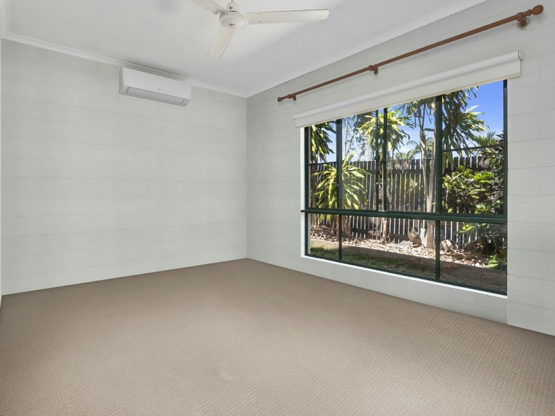 36 Wattle Street, Yorkeys Knob QLD 4878