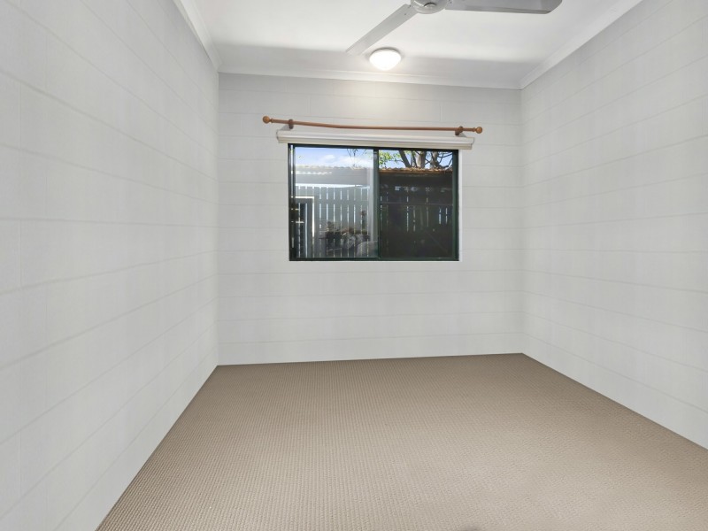 36 Wattle Street, Yorkeys Knob QLD 4878