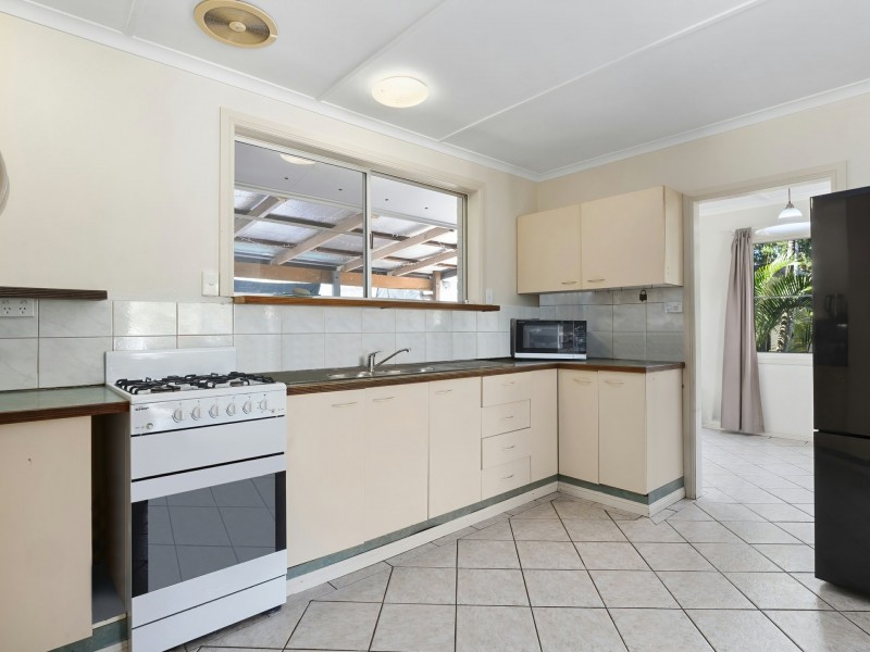38 Wattle Street, Yorkeys Knob QLD 4878