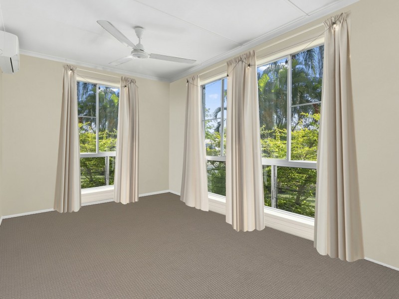 38 Wattle Street, Yorkeys Knob QLD 4878