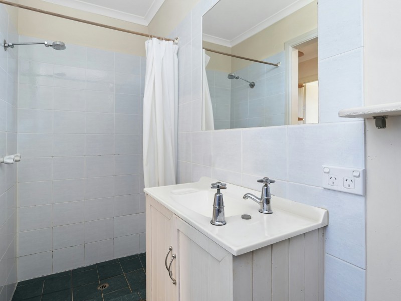 38 Wattle Street, Yorkeys Knob QLD 4878