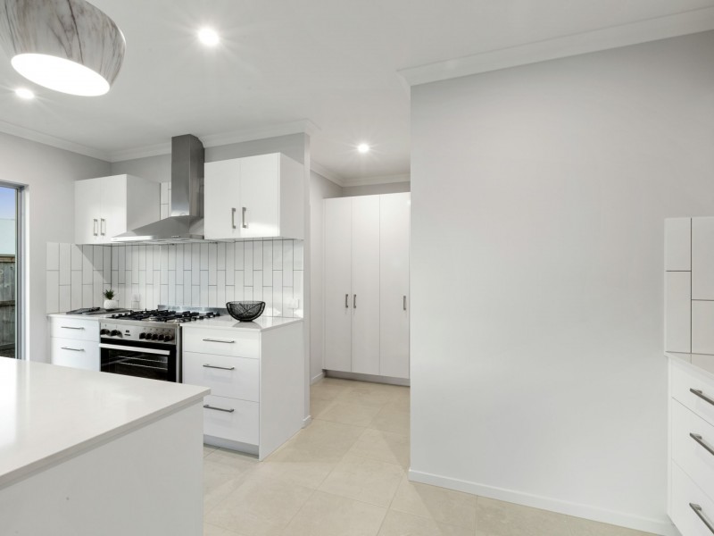 1 Master Circuit, Trinity Beach QLD 4879