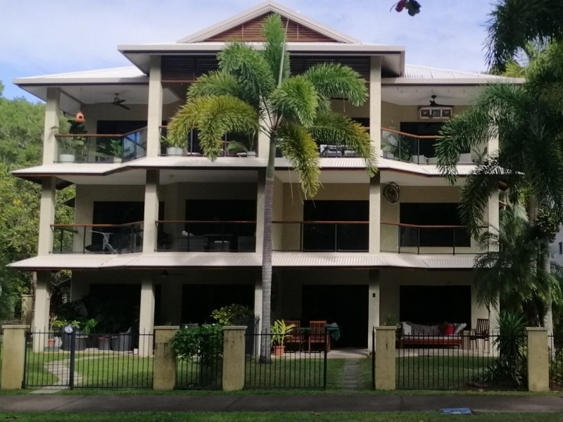 1/73 Sims Esplanade, Yorkeys Knob QLD 4878