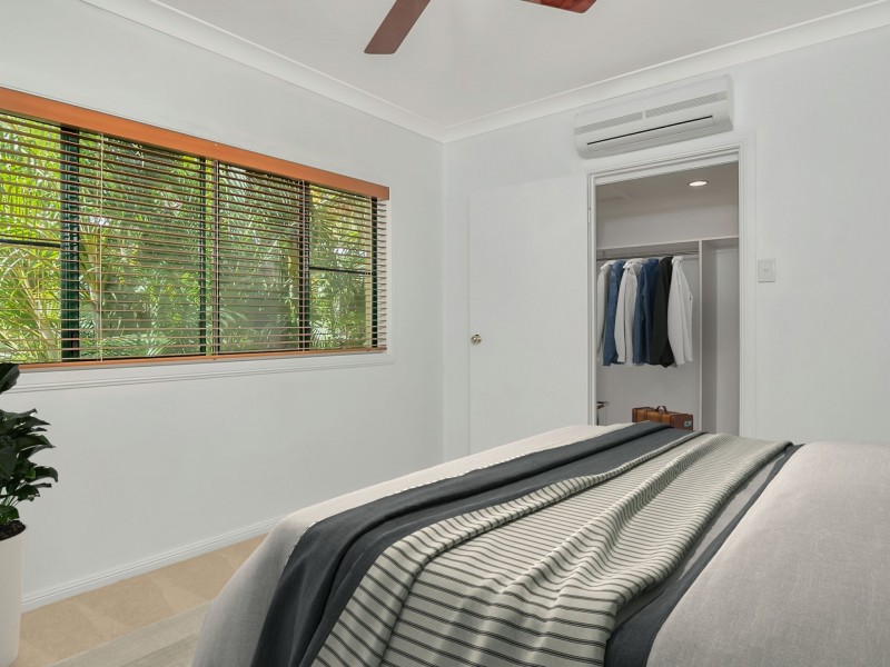 Unit 2/25 Amphora Street, Palm Cove QLD 4879
