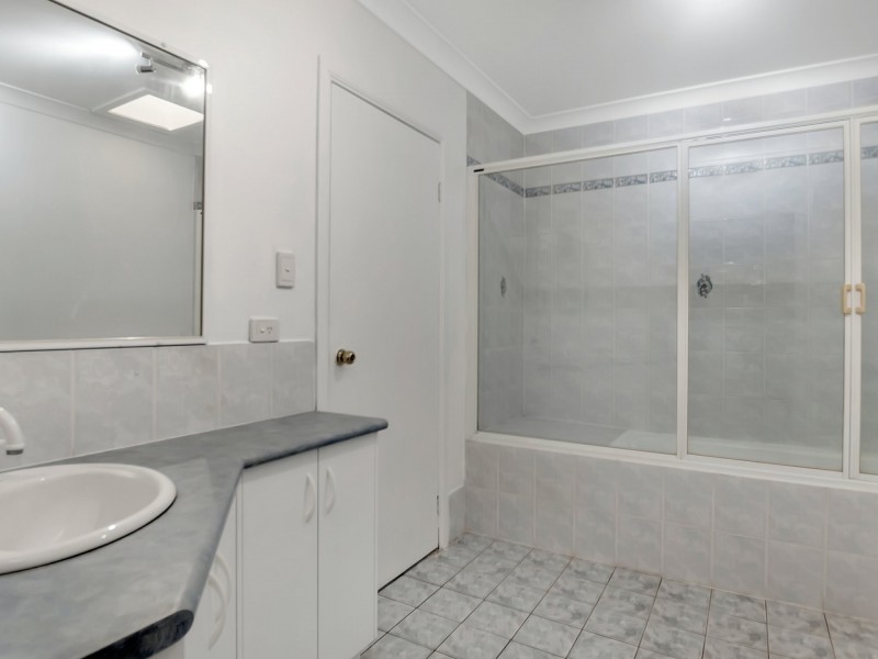 Unit 2/25 Amphora Street, Palm Cove QLD 4879