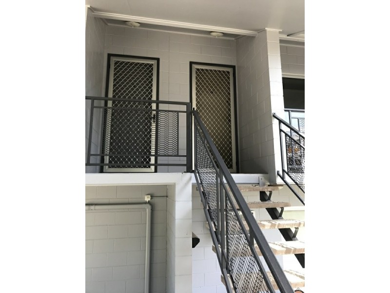 9/326 McLeod Street, Cairns North QLD 4870