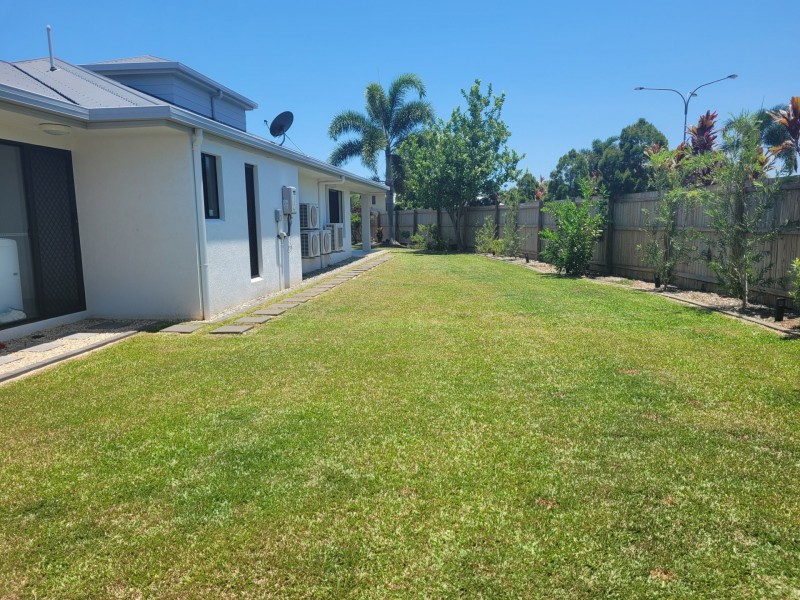 4 Brockman Way, Smithfield QLD 4878