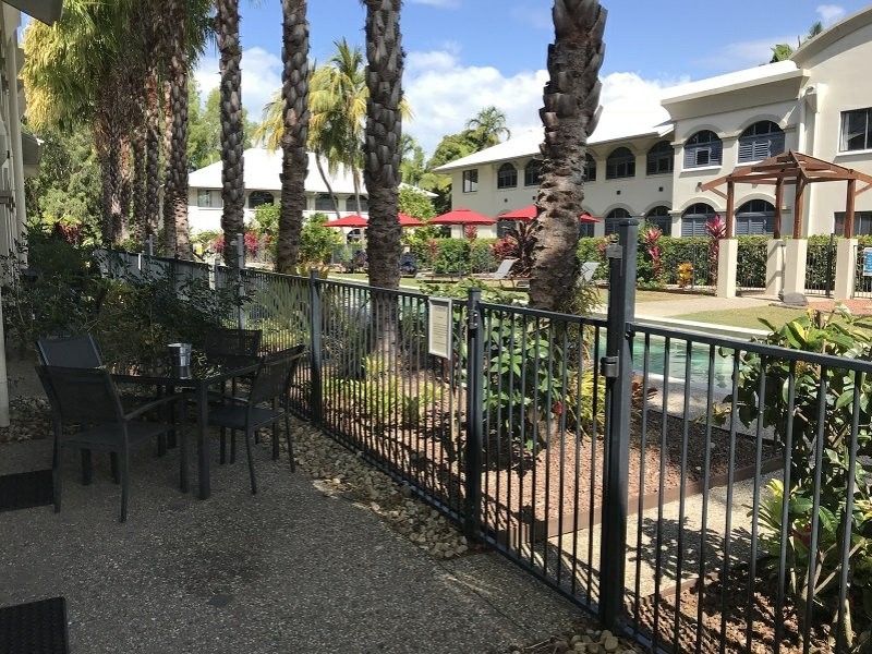 21/81-85 Cedar Road, Palm Cove QLD 4879