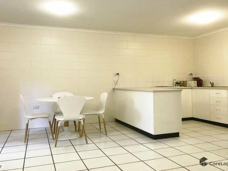 Unit 8/161-163 Grafton St, Cairns North QLD 4870