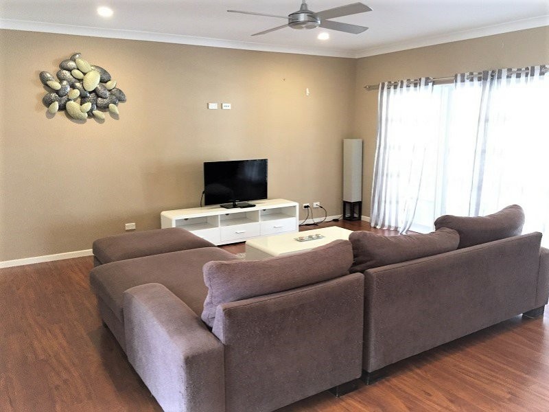 21 Norwood Crescent, Trinity Park QLD 4879