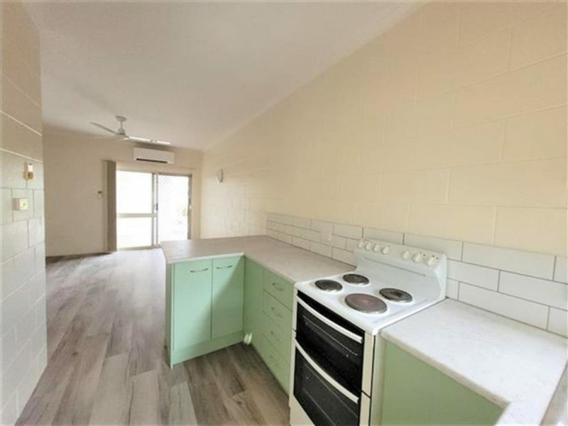 4/14 Palm St, Holloways Beach QLD 4878