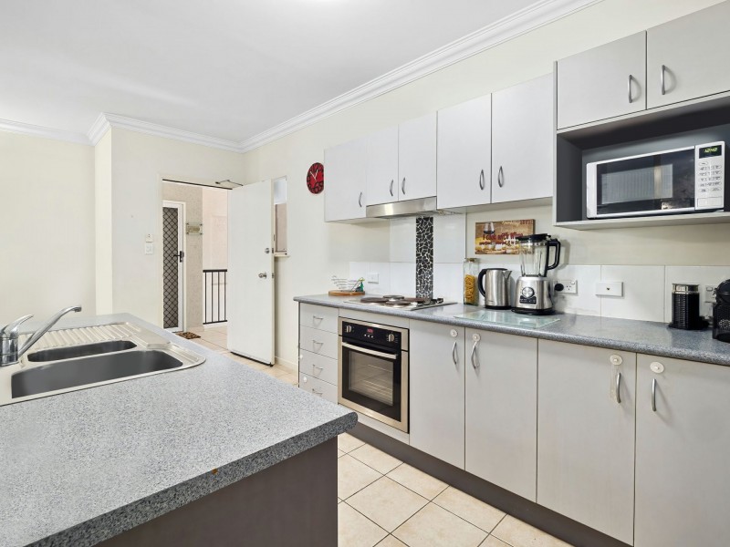 1408/44-62 Clifton Road, Clifton Beach QLD 4879