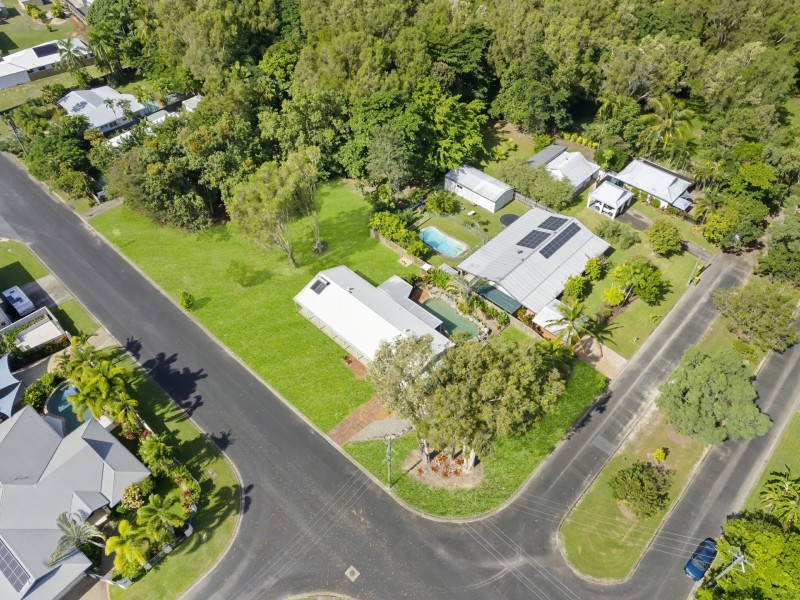 17 St Crispin Street, Clifton Beach QLD 4879