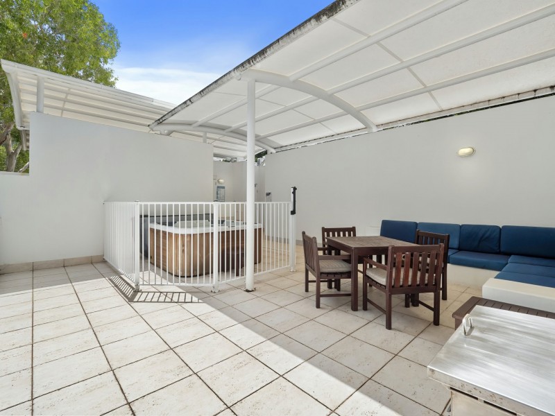 5431-5432/123-127 Williams Esplanade, Palm Cove QLD 4879