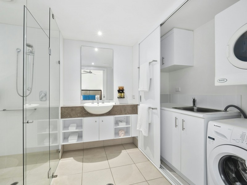 5431-5432/123-127 Williams Esplanade, Palm Cove QLD 4879