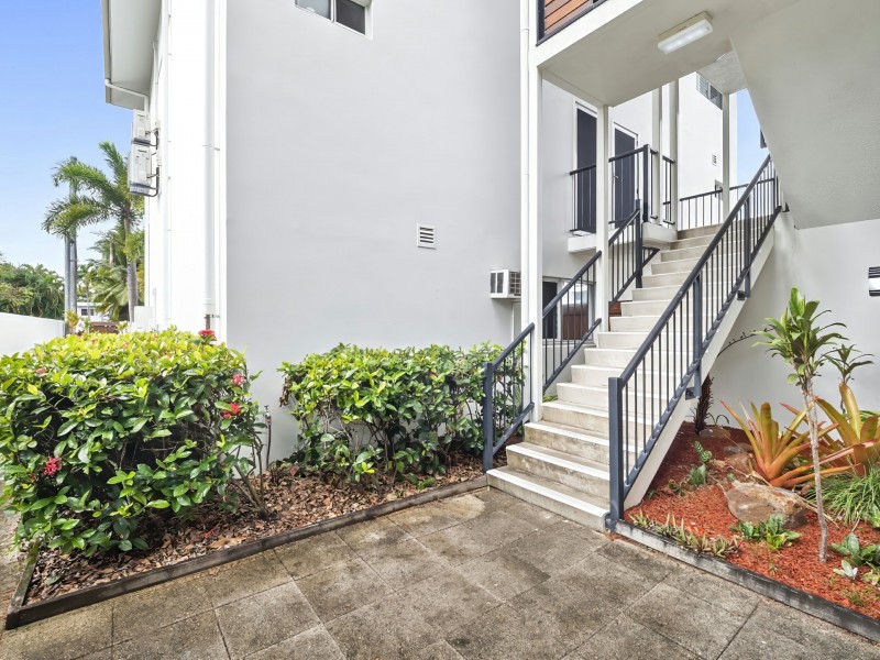 301/497 Varley Street, Yorkeys Knob QLD 4878