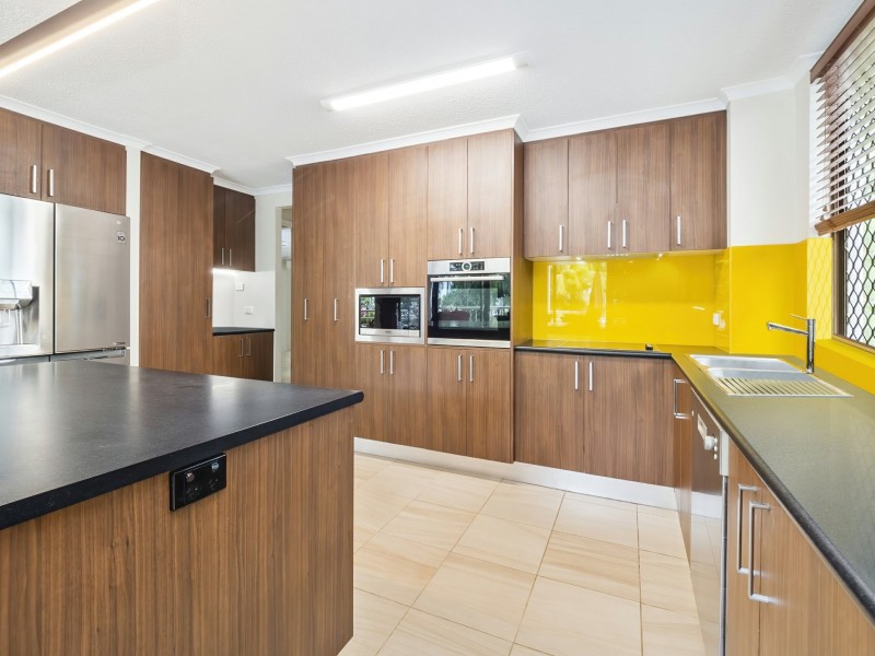 8/119-125 Arlington Esplanade, Clifton Beach QLD 4879