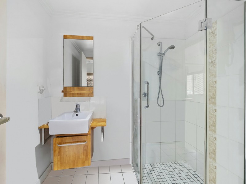 101/57 Clifton Rd, Clifton Beach QLD 4879