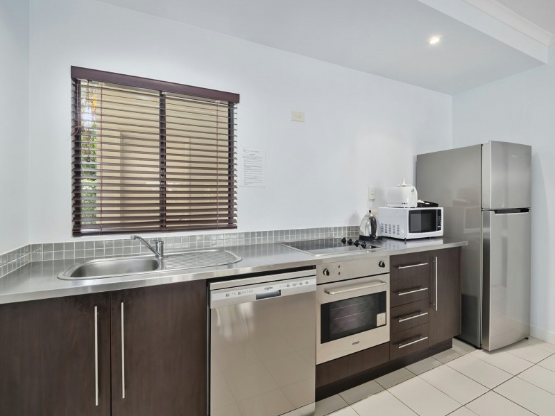 25/81-85 Cedar Road, Palm Cove QLD 4879