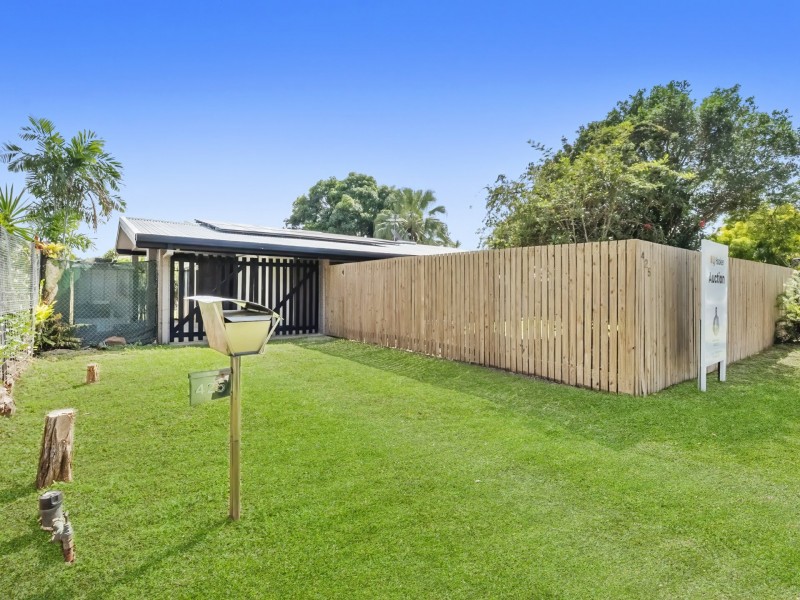 425 Varley Street, Yorkeys Knob QLD 4878