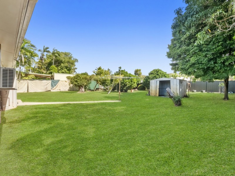 425 Varley Street, Yorkeys Knob QLD 4878