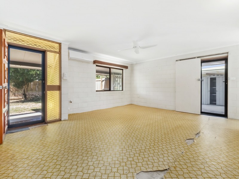 425 Varley Street, Yorkeys Knob QLD 4878