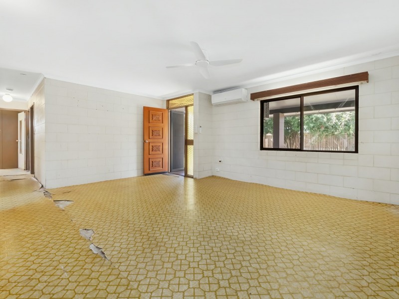 425 Varley Street, Yorkeys Knob QLD 4878