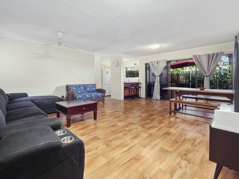 2/22-24 Rutherford Street, Yorkeys Knob QLD 4878