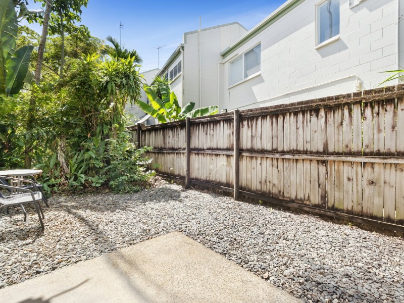2/22-24 Rutherford Street, Yorkeys Knob QLD 4878