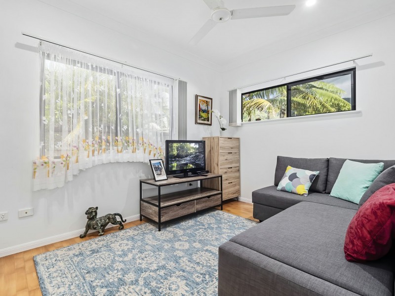 13 Burranong Street, Kewarra Beach QLD 4879