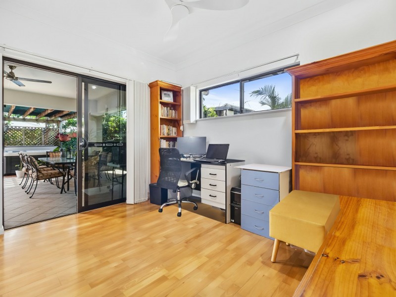 13 Burranong Street, Kewarra Beach QLD 4879