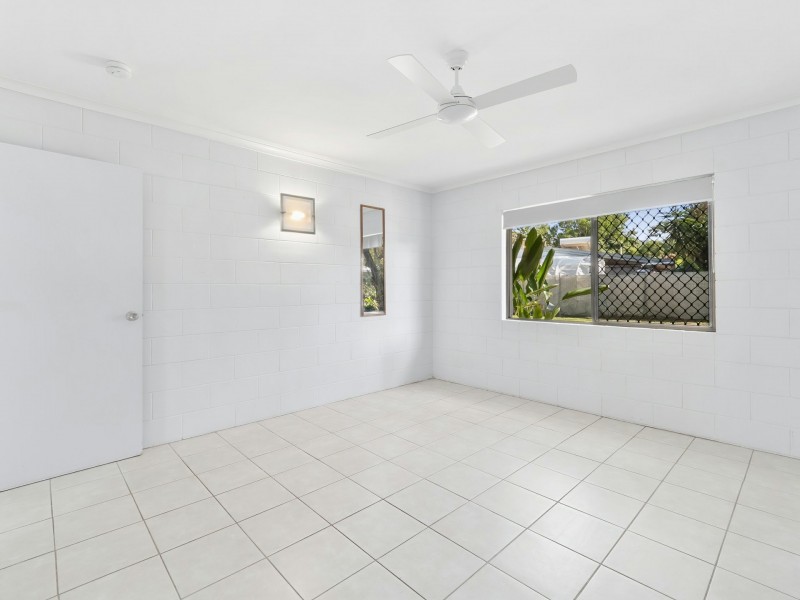 1/6 Simbai Close, Trinity Beach QLD 4879