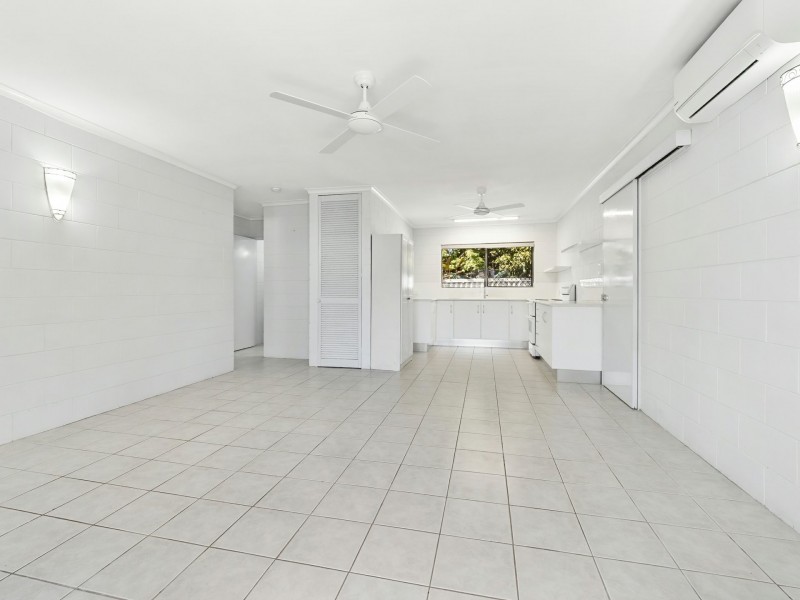 1/6 Simbai Close, Trinity Beach QLD 4879