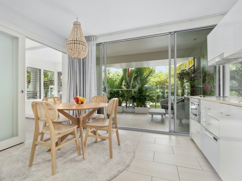 2210/2-22 Veivers Road, Palm Cove QLD 4879