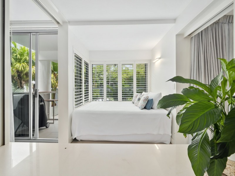 2210/2-22 Veivers Road, Palm Cove QLD 4879