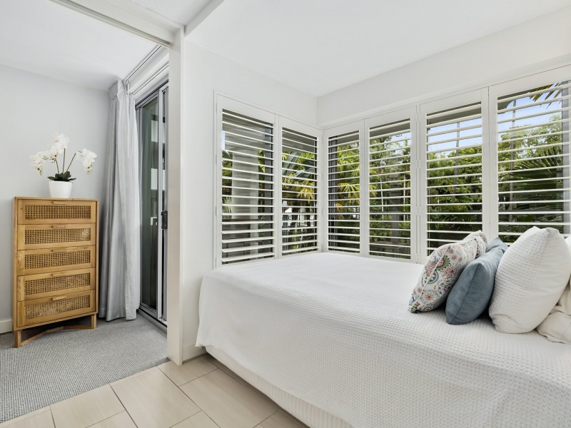 2210/2-22 Veivers Road, Palm Cove QLD 4879